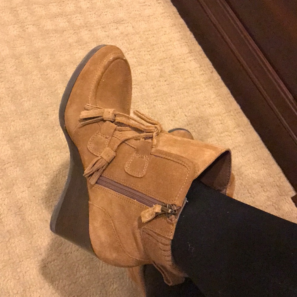 Franco Sarto rust brown Suede booties